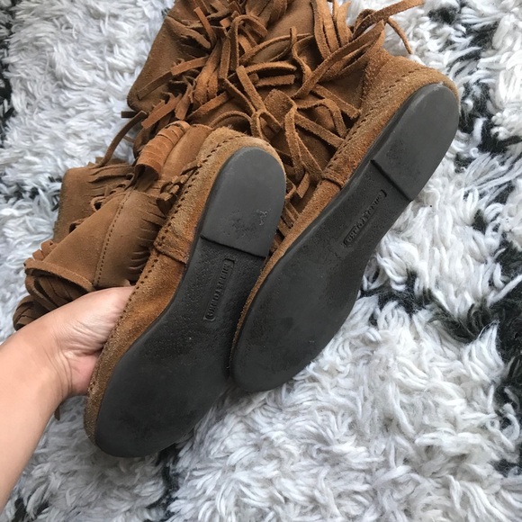 Minnetonka 3-Layer Fringe Boots - Picture 2 of 2